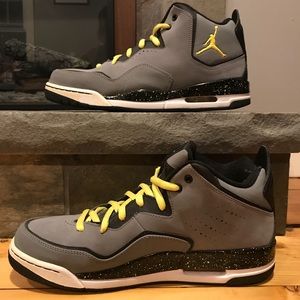 Nike Air Jordan Courtside